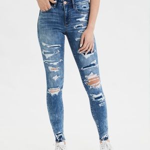 ripped AMERICAN EAGLE jeans